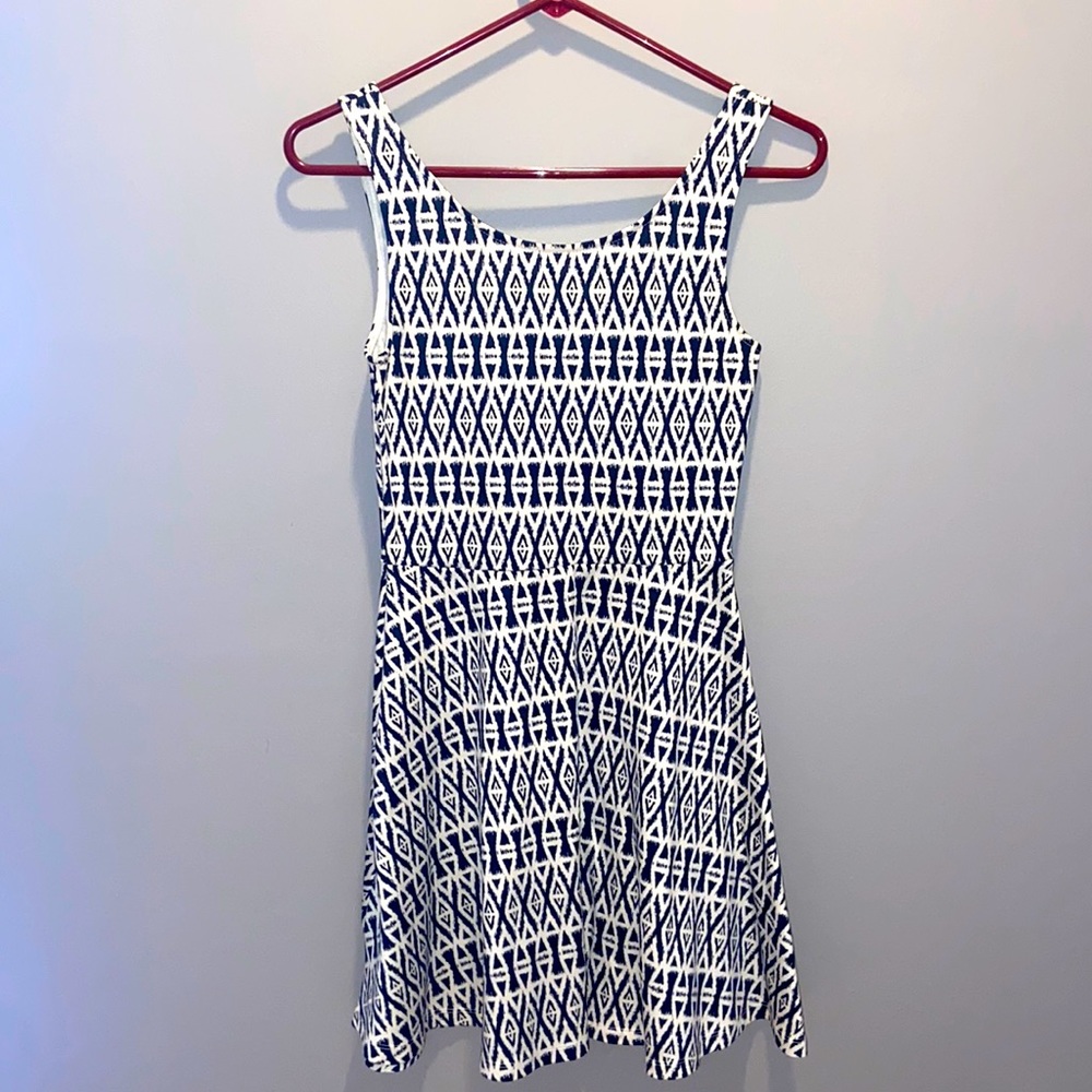 H&M Geometric Dress - Size Small